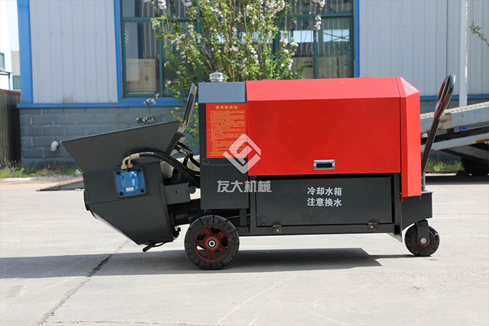 大型廠房施工澆筑用了混凝土澆筑泵速度快多了